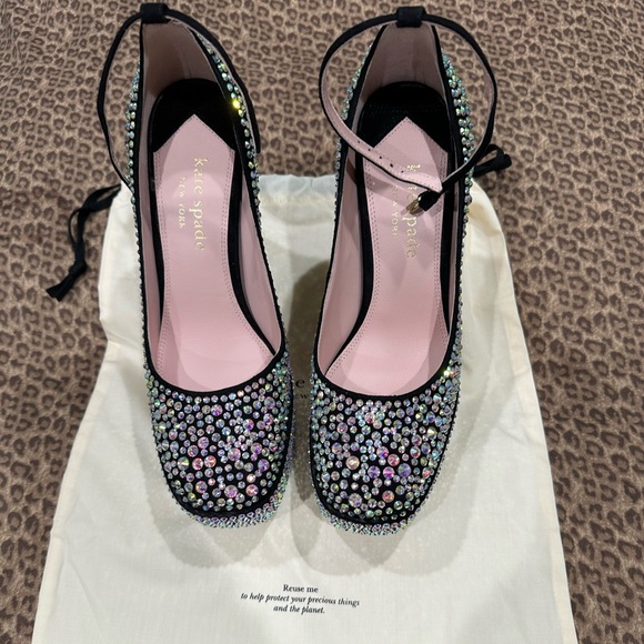 New!! 🔥KATE SPADE Gia Pave black Suede crystal embellished platform pumps - Picture 4 of 5